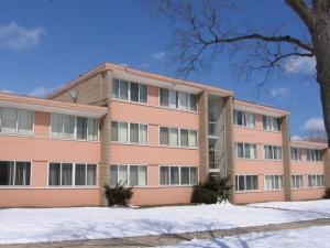 6701-6710 W Keefe Ave in Milwaukee, WI - Foto de edificio - Building Photo