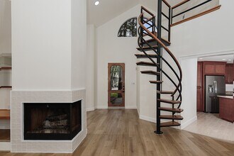 21 N Mossrock Rd in Spring, TX - Building Photo - Building Photo