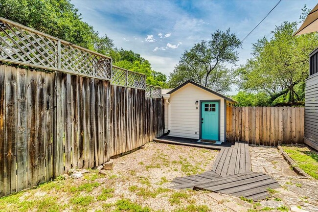 property at 1317 Newning Ave