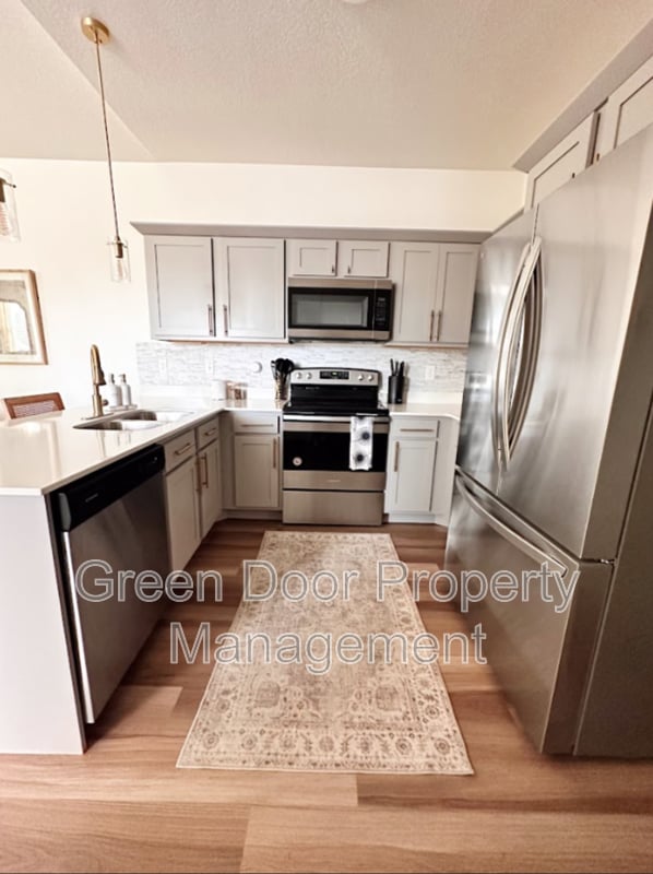 property at 1809 W Terra Vista Ln