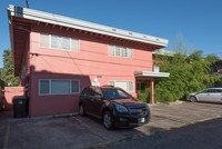 Ming Tree in Eugene, OR - Foto de edificio - Building Photo