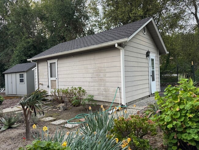 19088 Austin Way, Unit Cottage on the Creek in Saratoga, CA - Building Photo - Building Photo