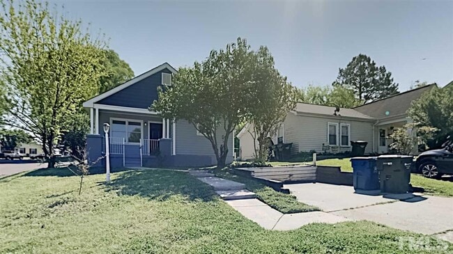 property at 905 Dale St