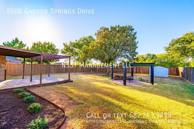 8508 Garden Springs Dr in Fort Worth, TX - Building Photo - Building Photo