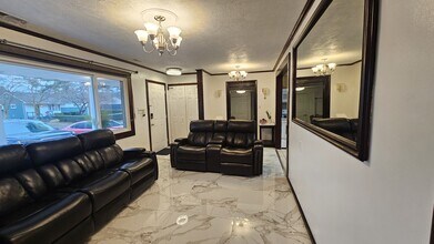 2216 Dean Dr in Norfolk, VA - Building Photo - Building Photo