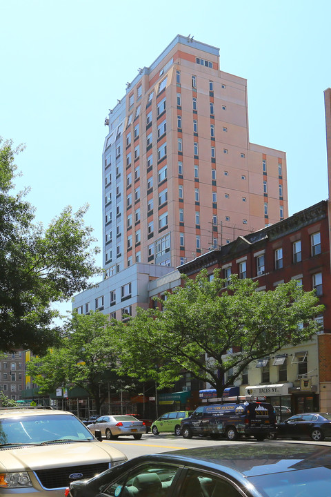 Graceline Court in New York, NY - Foto de edificio