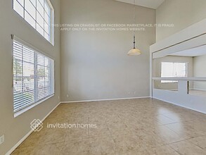 557 Leap Frog Ave in Las Vegas, NV - Building Photo - Building Photo