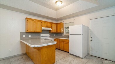 15 Cuesta Del Sol St in Edinburg, TX - Building Photo - Building Photo