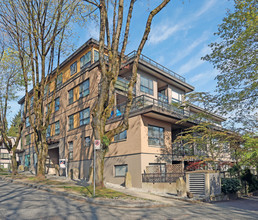 The Crescent In Shaughnessy in Vancouver, BC - Building Photo - Building Photo