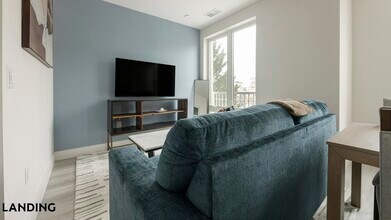 2005 11th St NW in Washington, DC - Foto de edificio - Building Photo