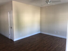 1207 Greenwood Ave in Wilmington, NC - Building Photo - Building Photo