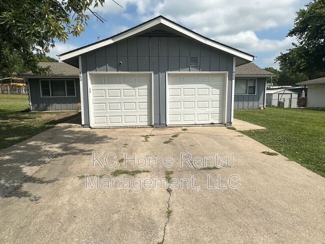 property at 622 N 13th Terrace