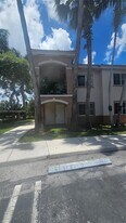 1301 SE 28th Ln in Homestead, FL - Building Photo