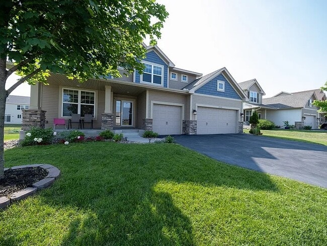 property at 15773 Everglade Ave