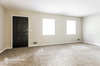 203 Lucan Way in Riverdale, GA - Building Photo - Building Photo