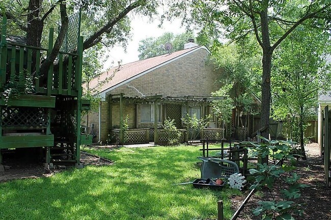 4634 Rainbow Run in Sugar Land, TX - Building Photo - Building Photo