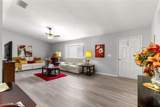 9916 SE 175th Pl in the Villages, FL - Building Photo - Building Photo