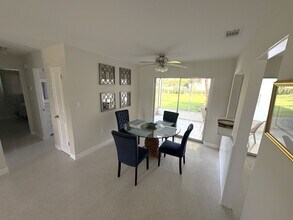 108 Charles Dr in Nokomis, FL - Building Photo - Building Photo