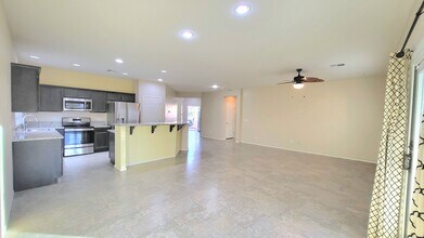 4790 Toscana Pl in Pahrump, NV - Foto de edificio - Building Photo