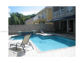 15071 SW 136th Pl in Miami, FL - Building Photo - Building Photo