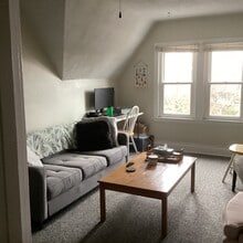 40 Beulah Av in Hamilton, ON - Building Photo - Building Photo