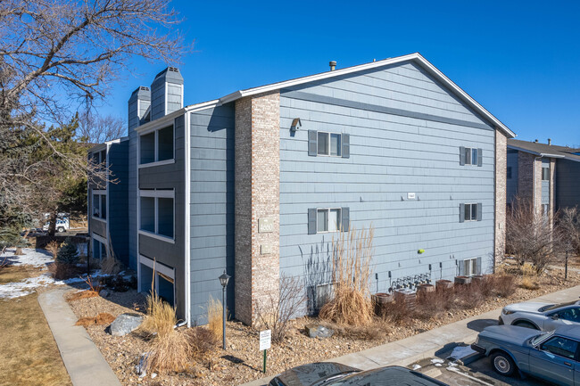 4660 White Rock Cir in Boulder, CO - Foto de edificio - Building Photo