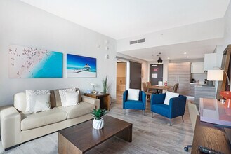348 Indiana St in Hollywood, FL - Building Photo - Building Photo