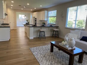 1227 CAVALAIRE Ct in Merced, CA - Building Photo - Building Photo