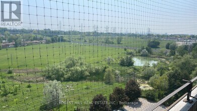 101 Prudential Dr in Toronto, ON - Building Photo - Building Photo