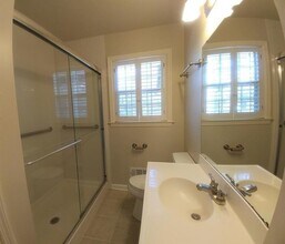 1275 Pine Valley Ct in Roswell, GA - Building Photo - Building Photo