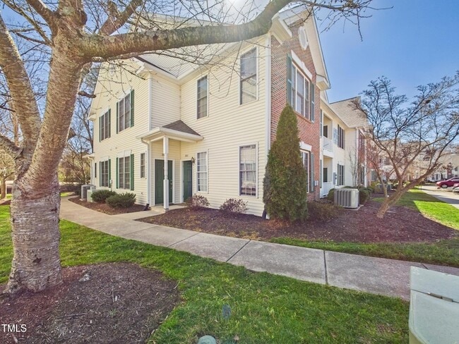 2111 Kudrow Ln, Unit 2111 in Morrisville, NC - Foto de edificio - Building Photo