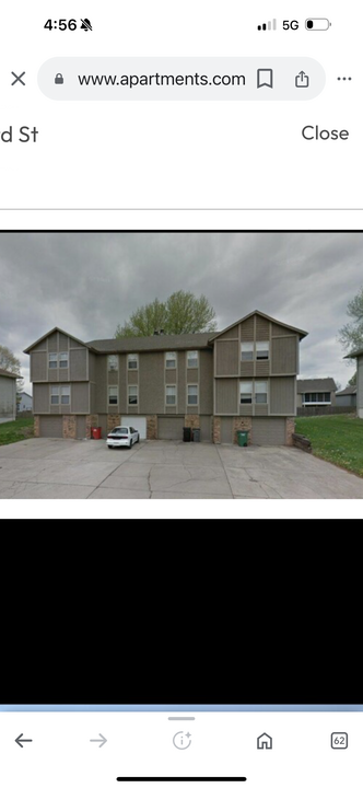 507 NW 3rd St in Blue Springs, MO - Foto de edificio