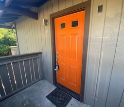 1973 San Luis Avenue in Mountain View, CA - Foto de edificio - Interior Photo