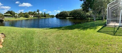 599 NW 87th Ter in Coral Springs, FL - Foto de edificio - Building Photo