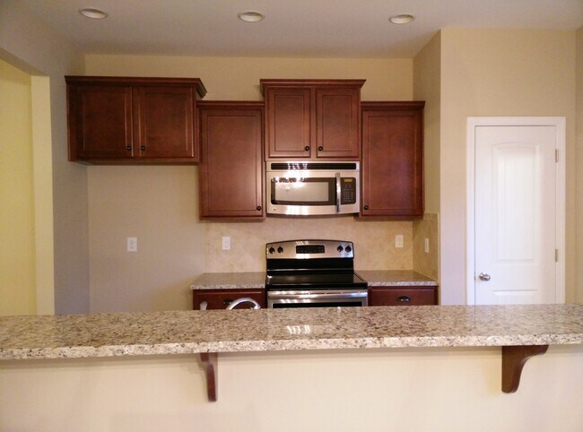 404 Leighann Ridge Ln in Rolesville, NC - Building Photo - Building Photo