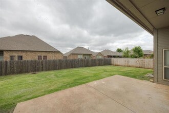 18416 El Greco Dr in Edmond, OK - Building Photo - Building Photo