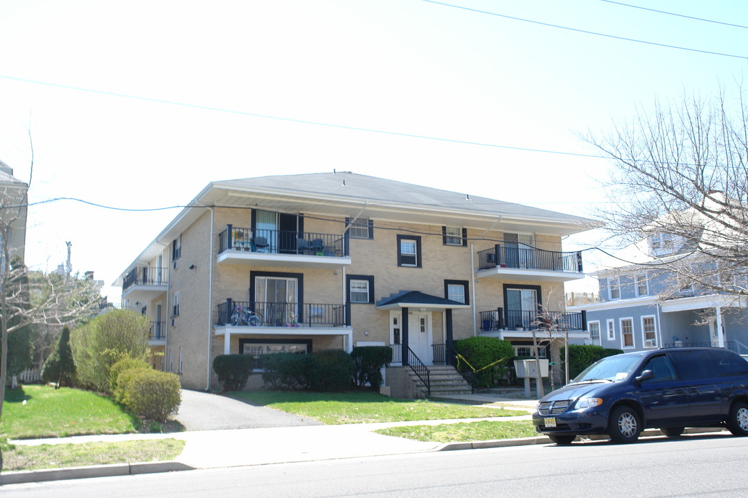 406 6th Ave in Asbury Park, NJ - Foto de edificio