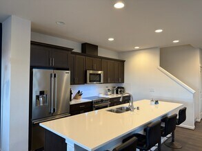 22328 88th Ave S in Kent, WA - Building Photo - Building Photo