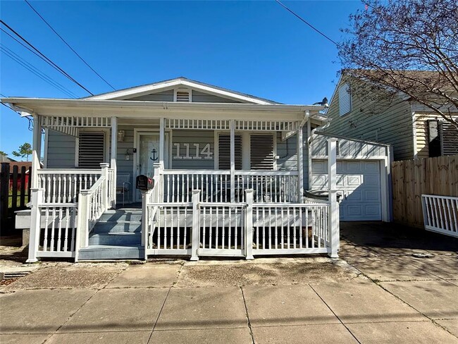 1114 39th St in Galveston, TX - Foto de edificio - Building Photo