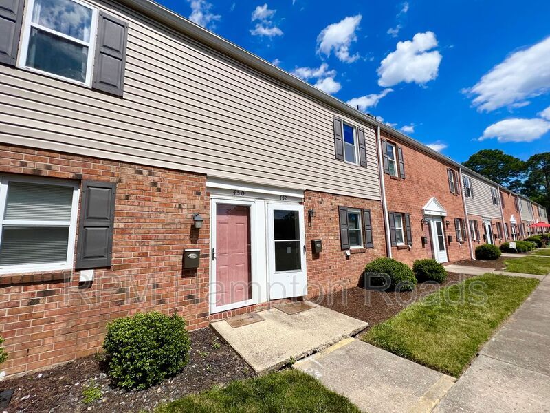 452 Britnie Ct Photo