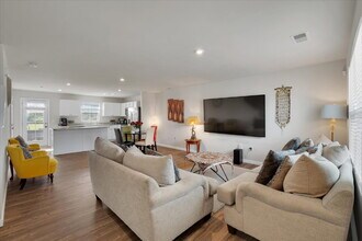 653 McCormick Ln in Lyman, SC - Building Photo - Building Photo