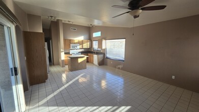 8807 W Fargo Dr in Peoria, AZ - Building Photo - Building Photo