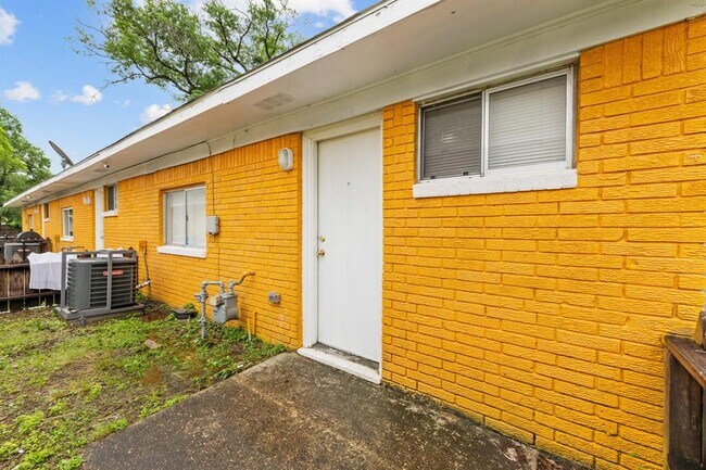 7814 Glass St in Houston, TX - Building Photo - Building Photo