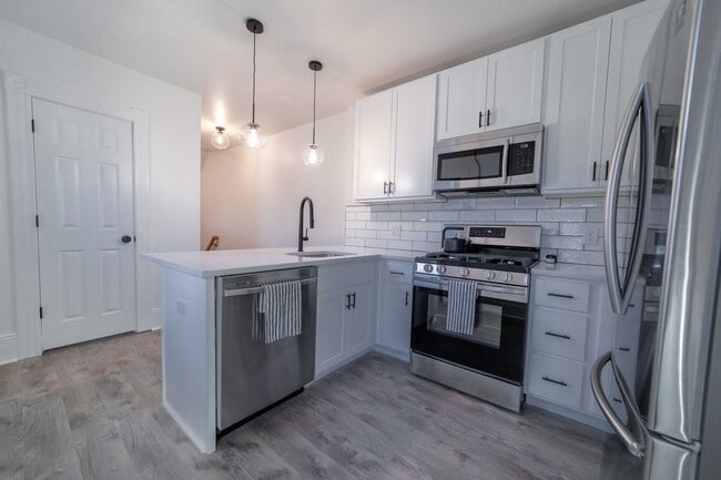 property at 617 E Chestnut St