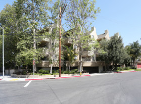 Louise Court Apartments