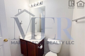 9492 N 82nd Glen in Peoria, AZ - Building Photo - Building Photo