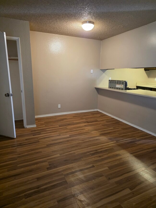 4654 N Chestnut Ave, Unit 134 in Fresno, CA - Building Photo - Building Photo