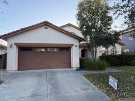 3965 Collins St in West Sacramento, CA - Building Photo