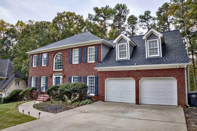 property at 2079 Wilshire Dr SW