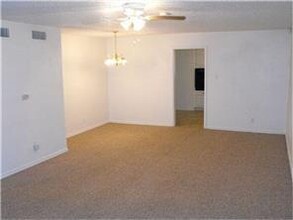1604 Weiler Blvd in Fort Worth, TX - Building Photo - Building Photo